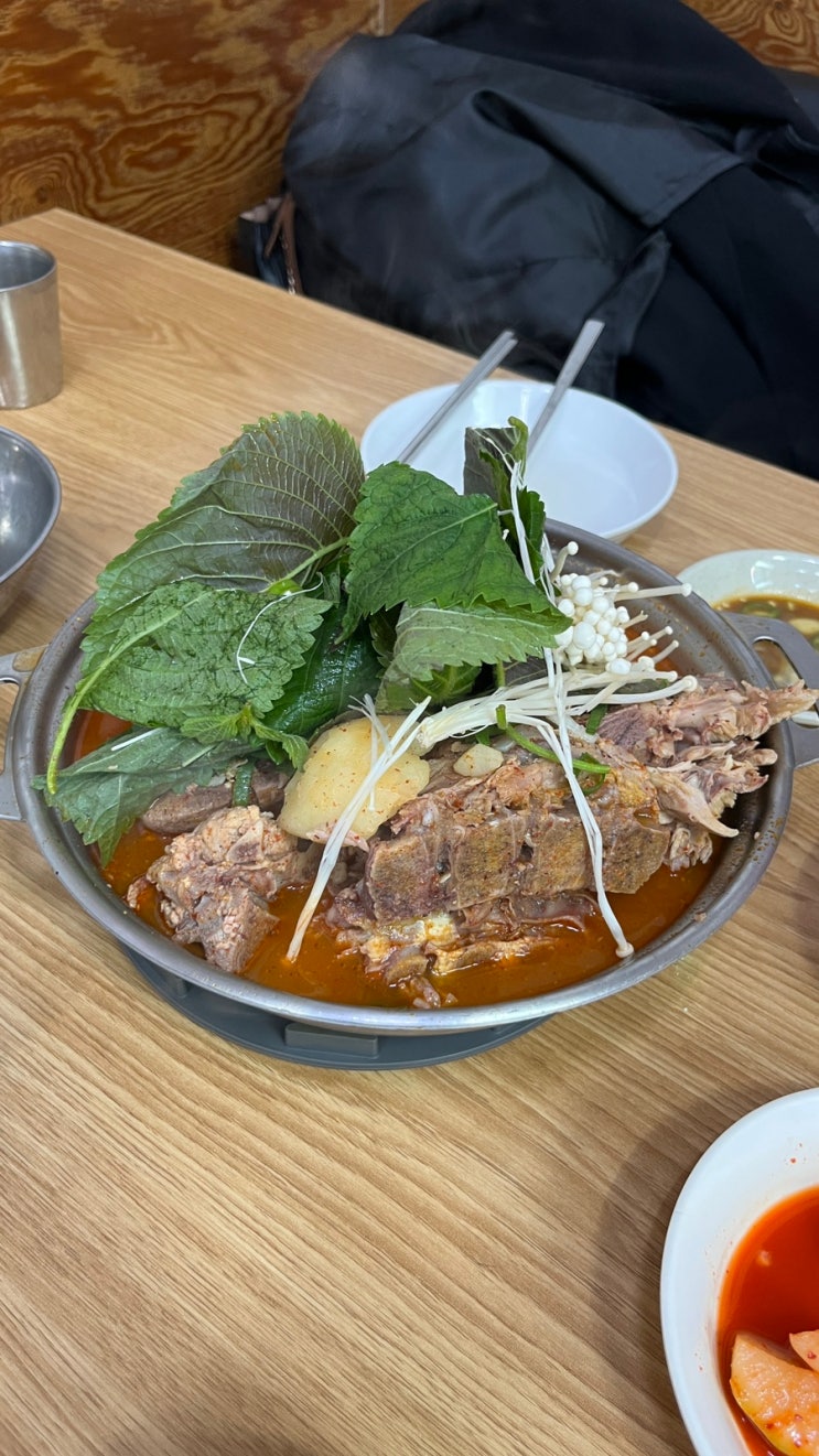  백종원의 3대천왕 감자탕 맛집 깻잎이 들어간 성수 | 소문난 성수 감자탕