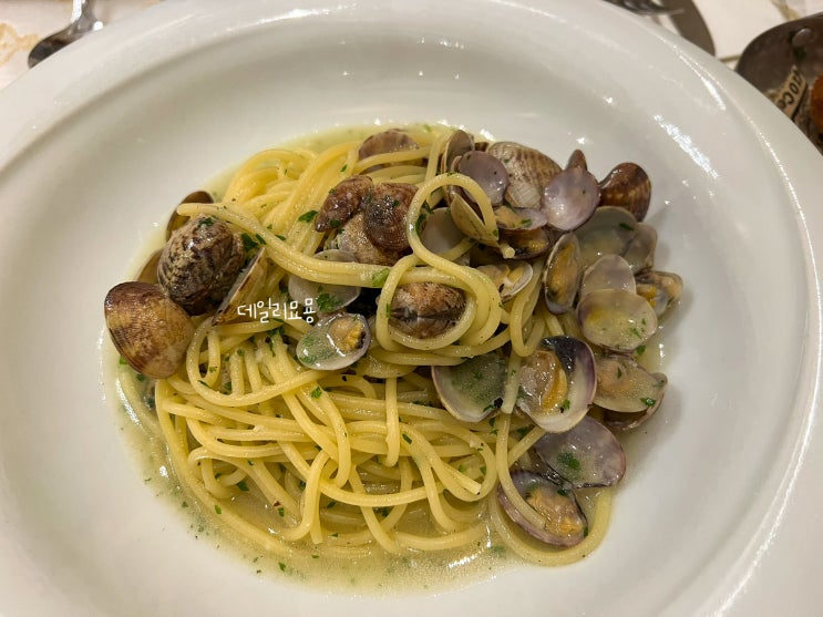  몰타 발레타 여행 올드타운에 위치한 분위기 좋은 레스토랑 Palazzo Preca Restaurant