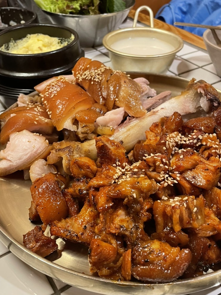  서대문 홍제 족발맛집 “족삼리”