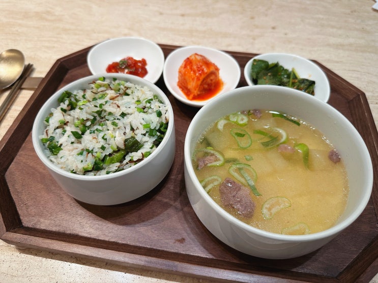  내돈내산 서대문 디타워 돈의문 한우전문 설우 | 프라이빗한 룸에서 정갈한 런치솥밥코스