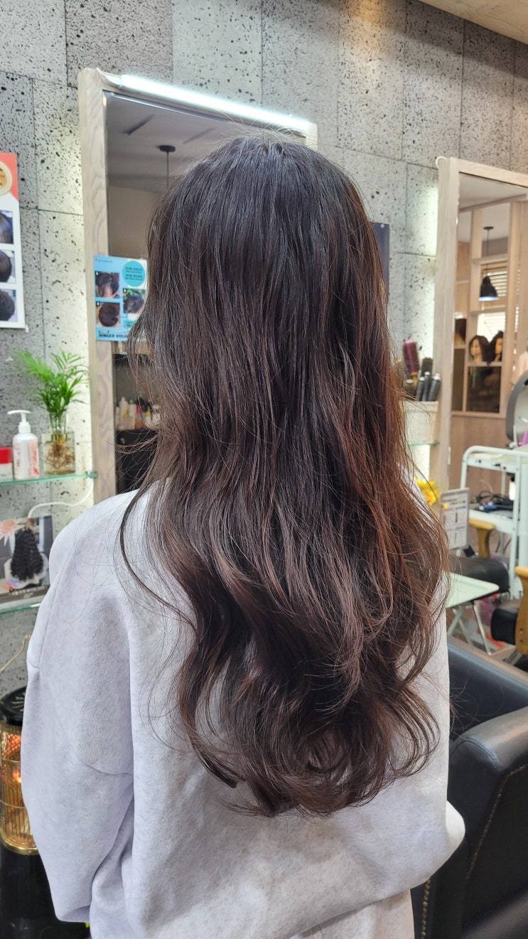  긴 머리  레이어드펌, 구름펌 느낌 김포준희헤어에서