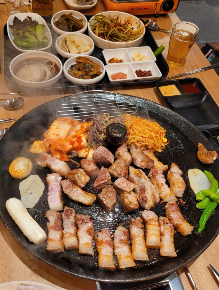  대구 수성못 술집 구워주는 삼겹살 신상 맛집 만재네 수성못점