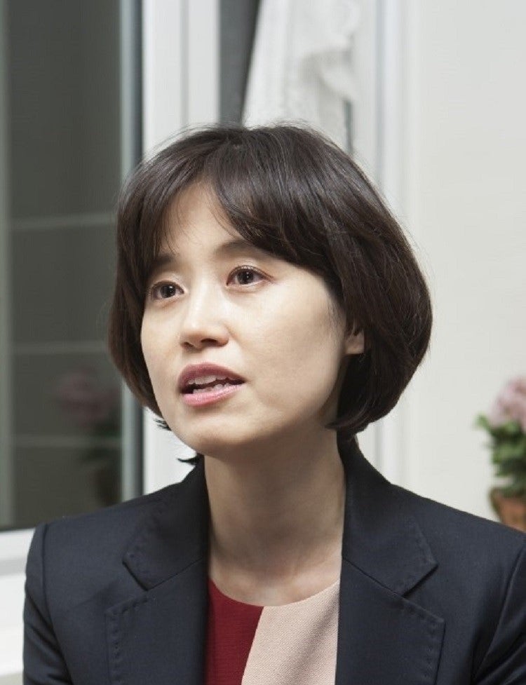 박은정 검사 남편 이종근 재산 배우자 거액수임료 다단계 코인 사기 변호 전관예우 나이