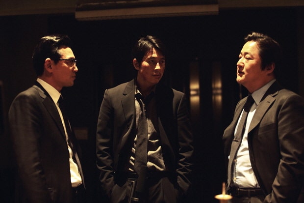 지옥의 복도, 영화<아수라>, 2016 / KMDB : 네이버 블로그