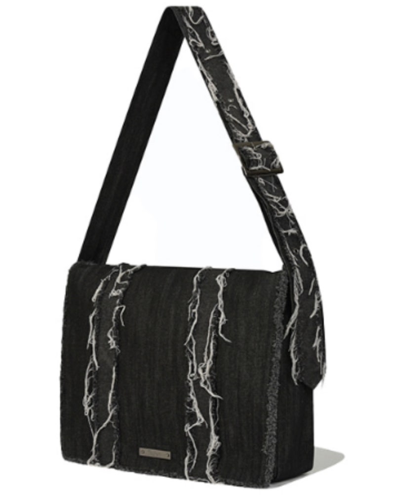 240328 라이즈(RAIZE) 공식 유튜브 속 윤상 아들 앤톤 가방 뭐 맸는지 궁금해? : 네이버 블로그