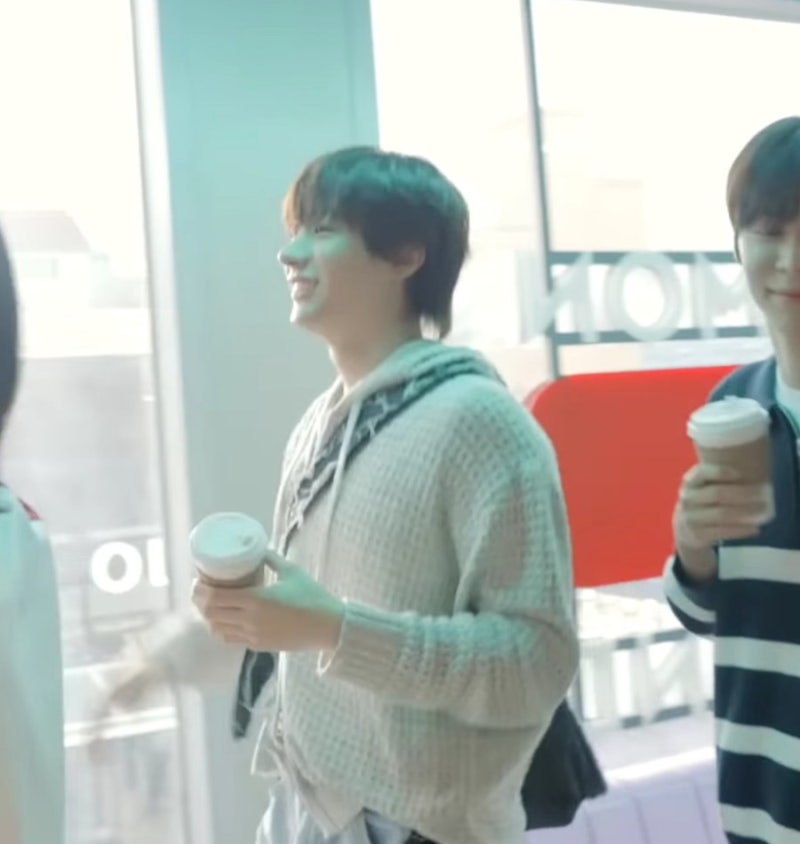 240328 RIIZE Official YouTube: What Bag Did Yoon Sang's Son Anton Wear?