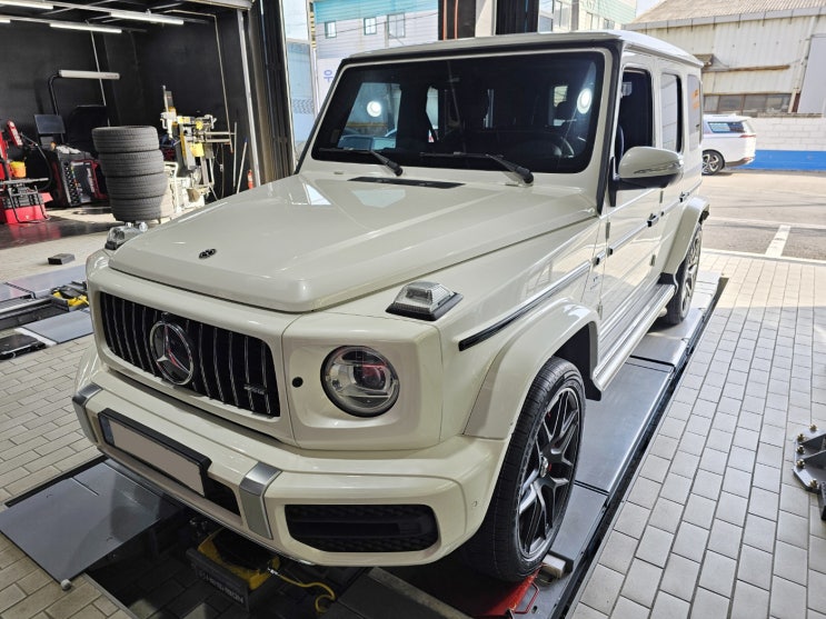  벤츠 G바겐 G63 AMG 295 40 22 순정 피렐리 스콜피온 제로 MO1 타이어 교체
