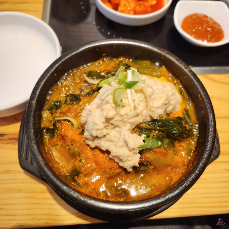  [회현 맛집] 콩뼈숯뼈감자탕 : 직장인 점심 추천 남대문 맛집
