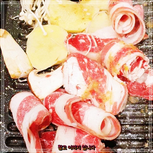  토요일은밥이좋아: 부산 온천동 온천천양곱창 토밥좋아 이대호 대호투어 코너에서의 곱창모둠구이과 특양 대창 맛집