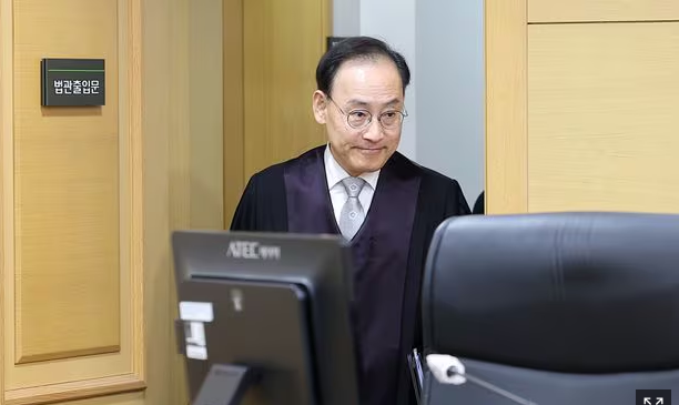 7년 묵은 교통사고 손해배상 사건... 법원장이 맡자 “다음달 마무리” 7년 묵은 교통사고 손해배상 사건... 법원장이 맡자 “다음달 마무리”