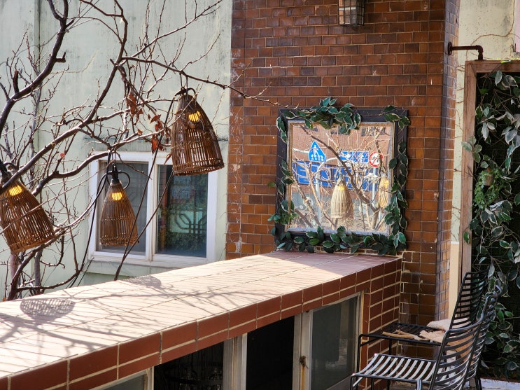  경북 영주 느낌 있게 주택개조한 카페 ::하망주택::