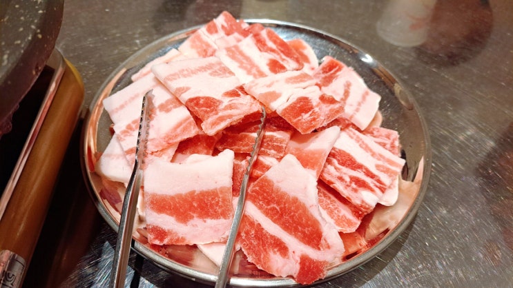 삼겹살롱에서 냉삼에 고사리 맛있게 먹은 내돈내산 후기