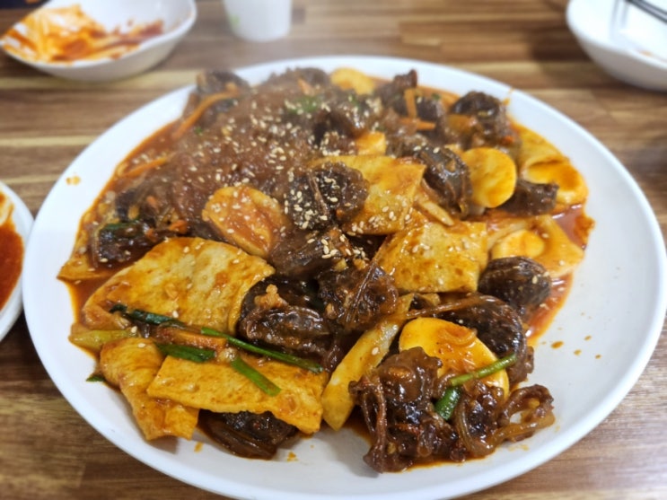  구미 시장 덮밥전문점 엄마손