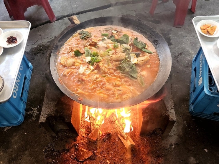  가평 맛집 민기남씨네 솥뚜껑 닭매운탕