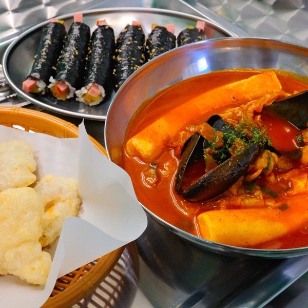  산곡동분식 산곡동떡볶이 | 떡의작품 고산수자인점