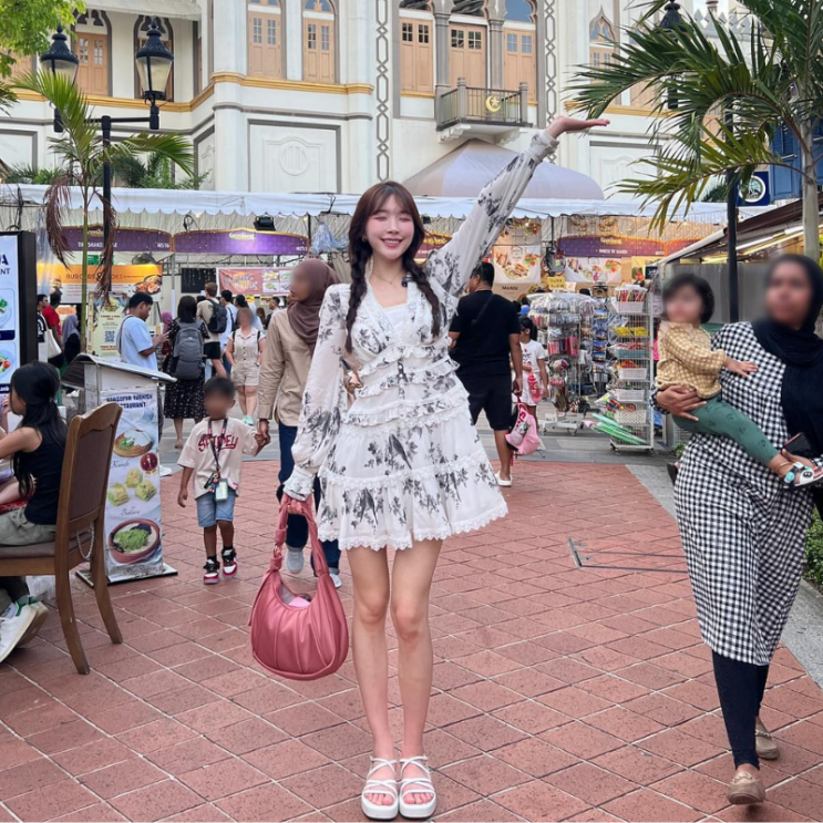  환승연애 성해은 여행룩 봄 원피스 핑크색 가방 정보