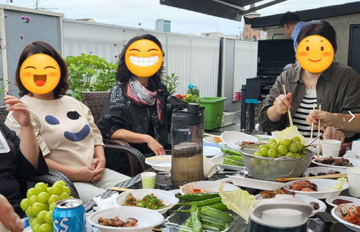 야외에서 고기 구워 먹기 좋은 계절이네요~ ^^ 야외에서 고기 구워 먹기 좋은 계절이네요~ ^^