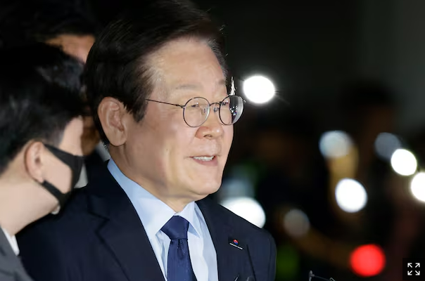 그대로' <b>이재명</b>의 위증 교사…뿌리는 22년 전 '검사 <b>사칭</b>.'”