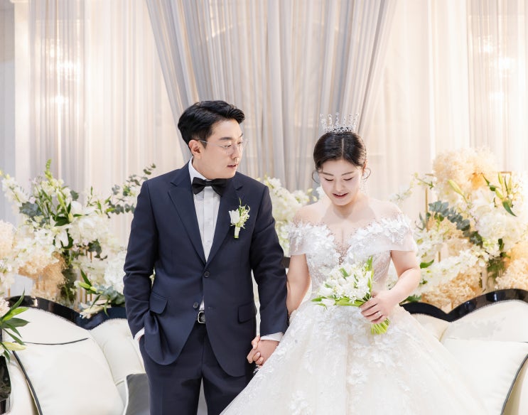  <더 클래식36>빌라드지디 안산 컨벤션홀 신랑, 신부님 본식스냅