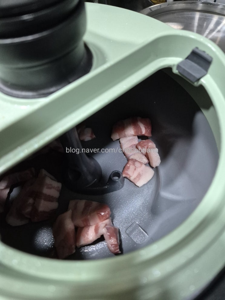  램프쿡 자동회전 냄비 작은사이즈 1인용 삼겹살 구워먹기 냄새적은 조리도구