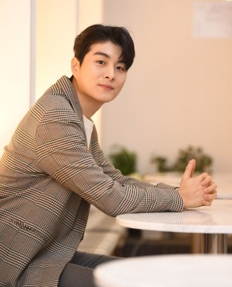 정건주=체크인 한양 나이 결혼 방송 정건주 프로필 작품활동 남서연 출연진 나무위키