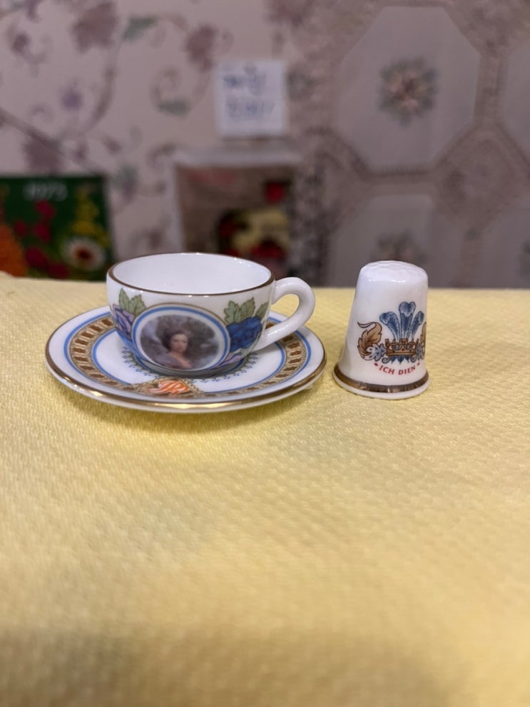 Coalport 미니어처 컵소서 1987년 <b>앤공주</b>, 영국골무... 