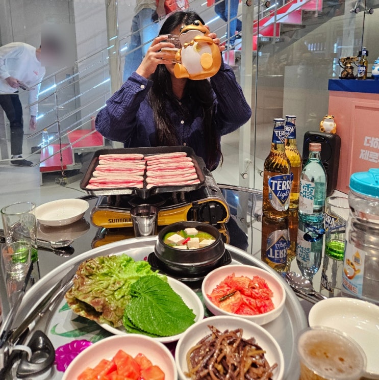  10월 성수 팝업 한돈데이 팝업스토어 예약 현장대기 성수동 데이트 후기