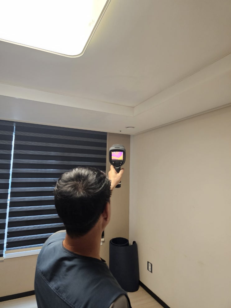  부산 사하구 아파트 천장 누수 에어컨 드레인 호수 배관 통수 작업으로 해결