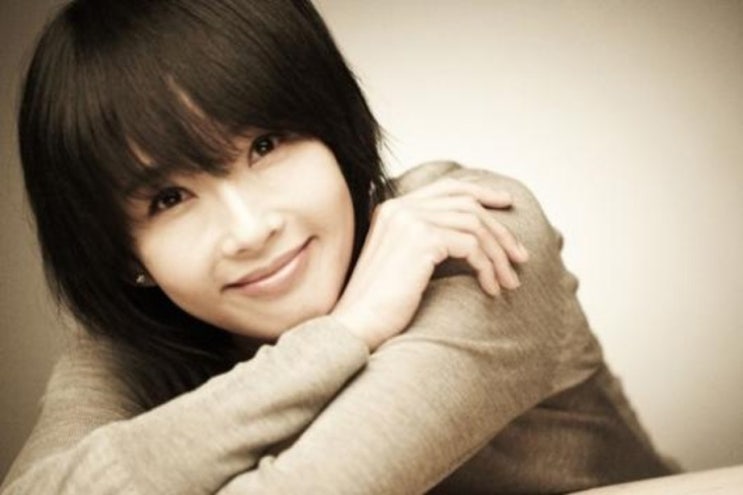 고(故) <b>최진실</b>, <b>16주기</b> 맞아... 여전히 기억되는 '국민배우'