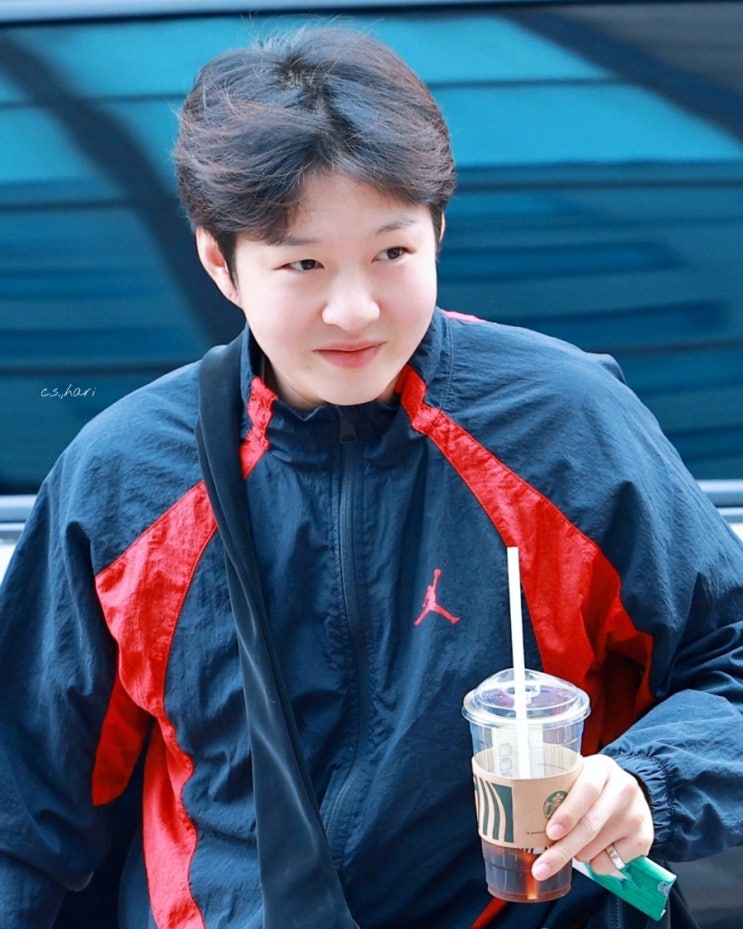<b>이창섭</b> 시즌즈 <b>솔로</b>앨범 1991 비투비 <b>이창섭</b> 스케쥴 최근사진... 