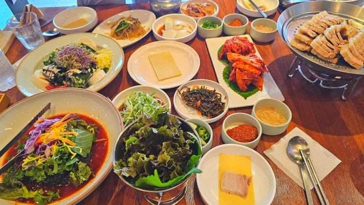  포항스페이스워크맛집 보쌈과 순두부 막국수까지 한 번에 영일대 한티재