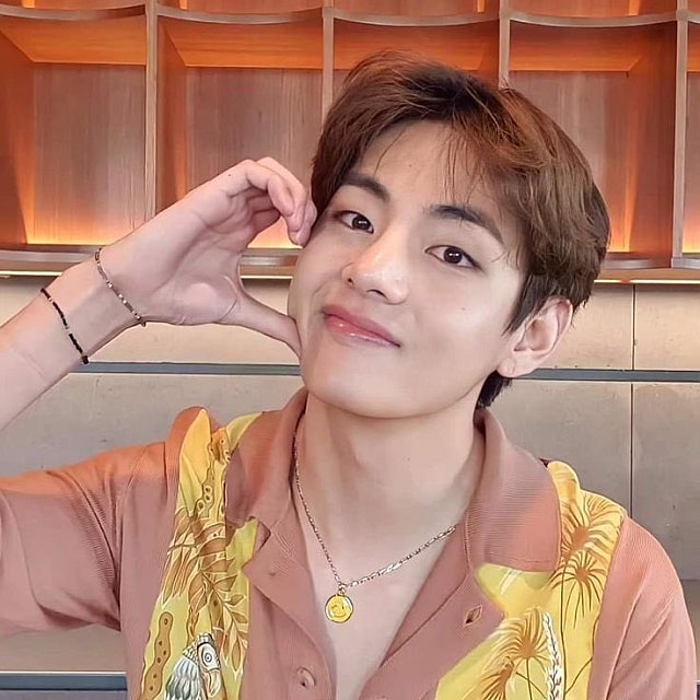 News image: Another KGMA crown for V