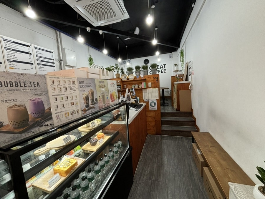 커피에반하다 인천심곡점 사진 1