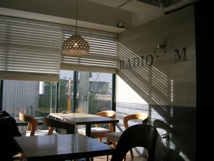  [종로 카페] 삼청동 숨겨진 예쁜 카페 라디오엠(RadioM)