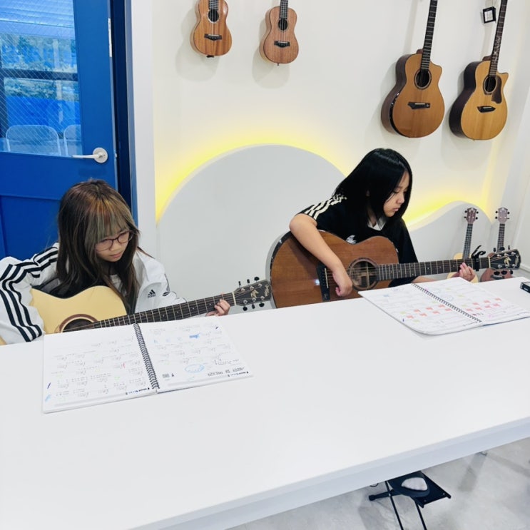  민락동 음악학원 기타, 우쿨렐레 전문 아트캠프71 | 신곡! 데이식스 녹아내려요