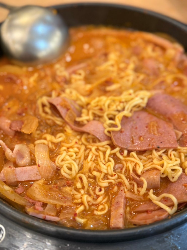  대전만년동 엉클부대찌개 점심식사