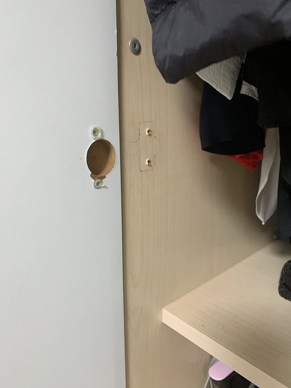 장농가구경첩 교체전문