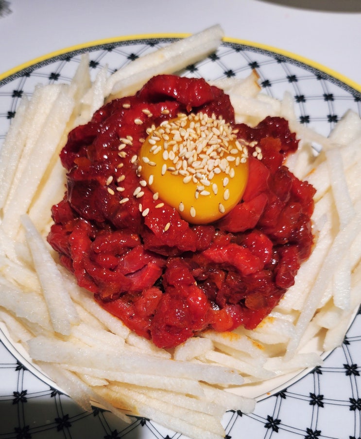  육회 만드는 법 고추장 양념 & 간장 양념 육회비빔밥