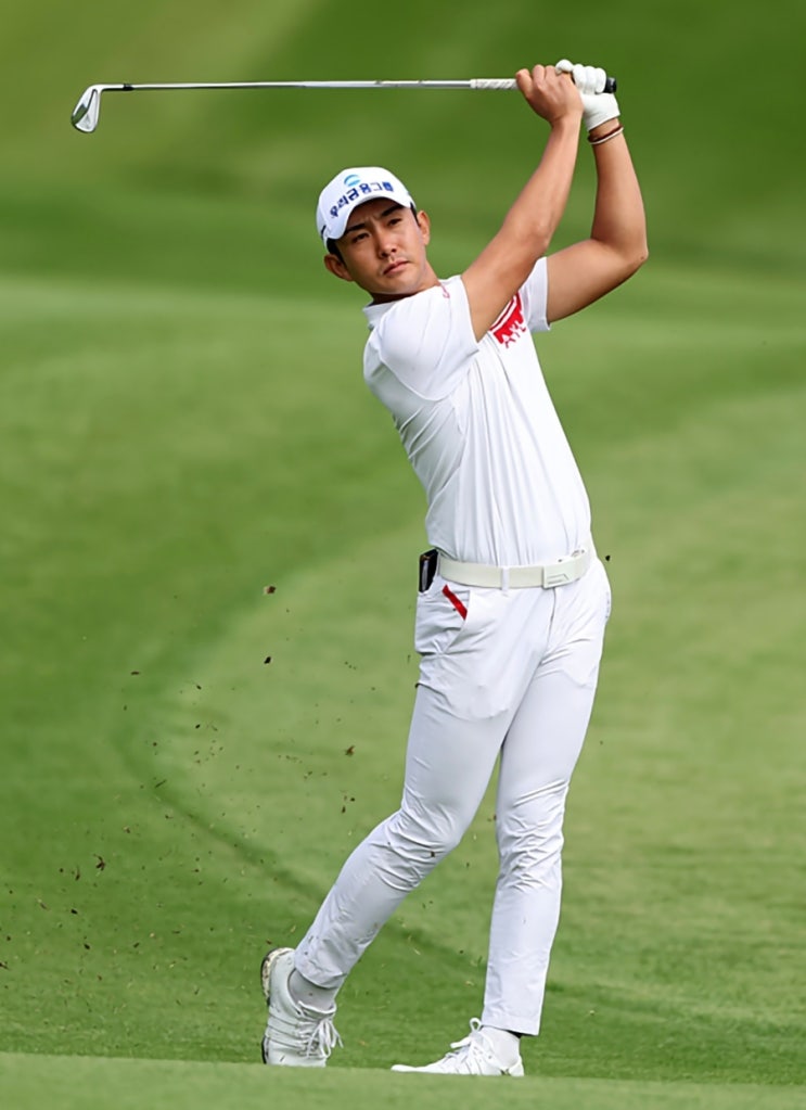 *<b>이수민</b> 2타차 단독<b>선두</b>-2024 KPGA 코리언 투어"<b>최경주</b>... 