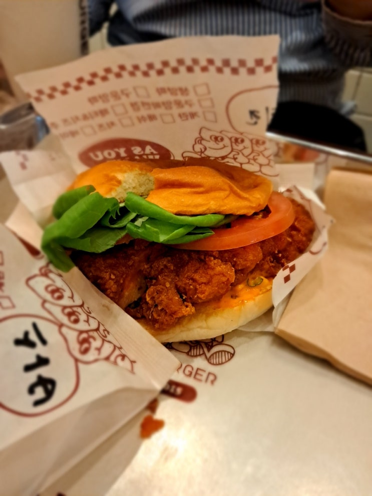  대치동 바스버거 후기: 운동 후 감동적인 맛과 분위기를 즐기다
