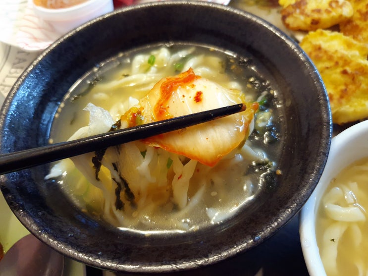  대전 중구 오류동 서대전역 맛집 총각손칼국수 푸짐해