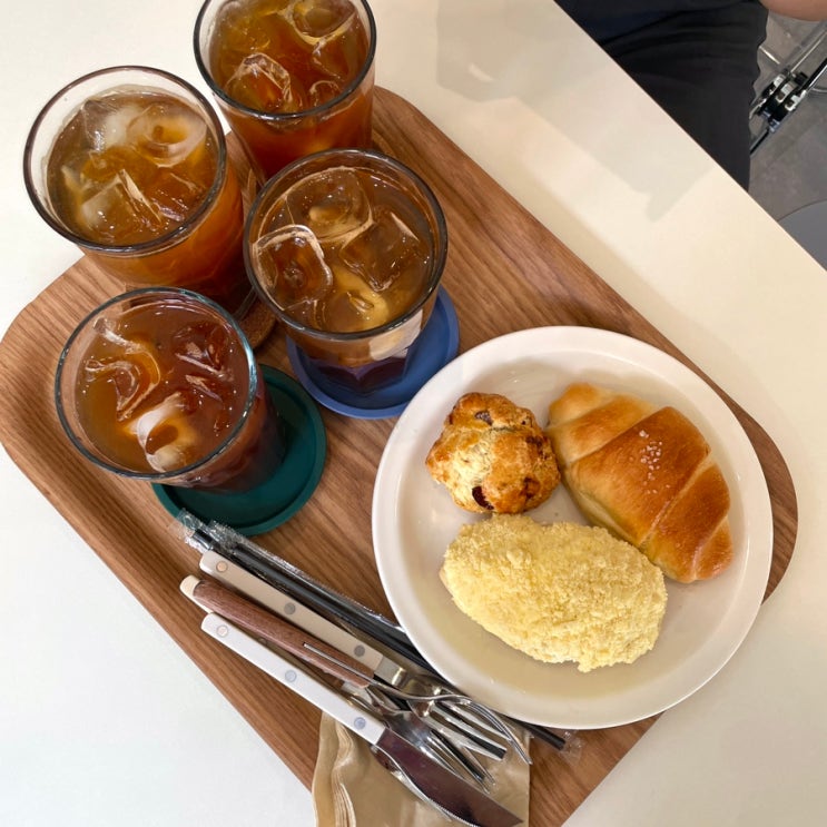  마망스 :: 소금빵이 맛있는 단구동 베이커리 카페