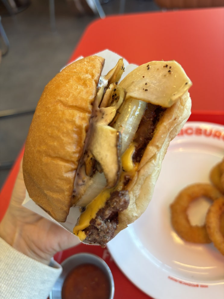  [인천 송도] 트리플스트리트 수제버거 맛집 코즈믹버거 송현아 근처