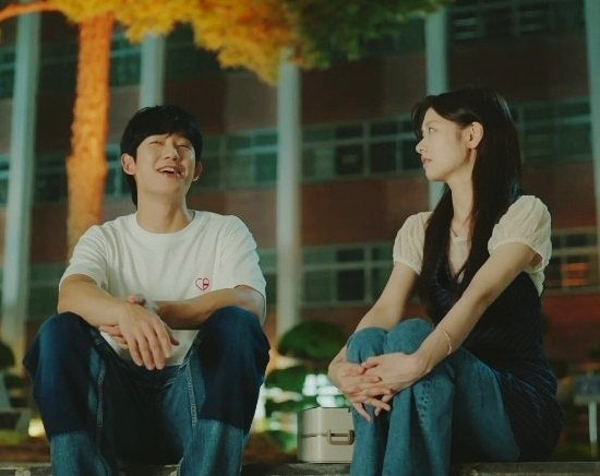 <b>엄마친구아들</b>15회 <b>정해인 정소민</b> 비밀연애 발각 혜릉동 공식... 