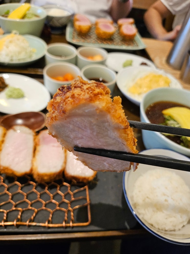 모범가츠: 돈까스의 진수, 서울에서 만나는 최고의 돈까스 맛집