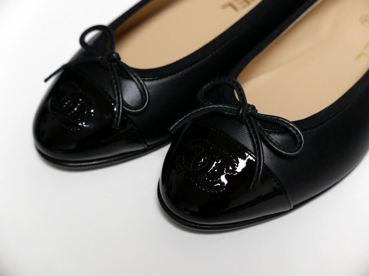  샤넬 발레리나(플랫 슈즈) 블랙 / Chanel Ballerina(Flat) Black / 내돈내산 선물 후기