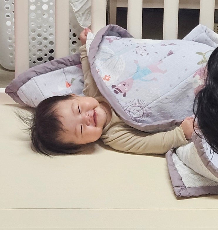  209일 - 215일 잠패턴엉망 계속되는 이유식거부 그래도이쁜 내아기