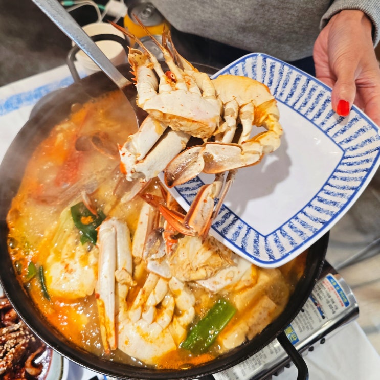  여수 꽃게탕 맛집 여수 이순신광장 백반 안자네밥상