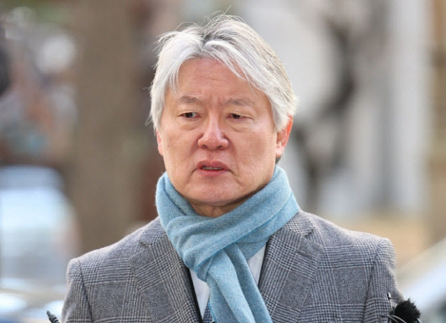 "<b>두바이</b> 갈 의사 연락 달라"…前 <b>의협</b>회장 결국 '탈한국'
