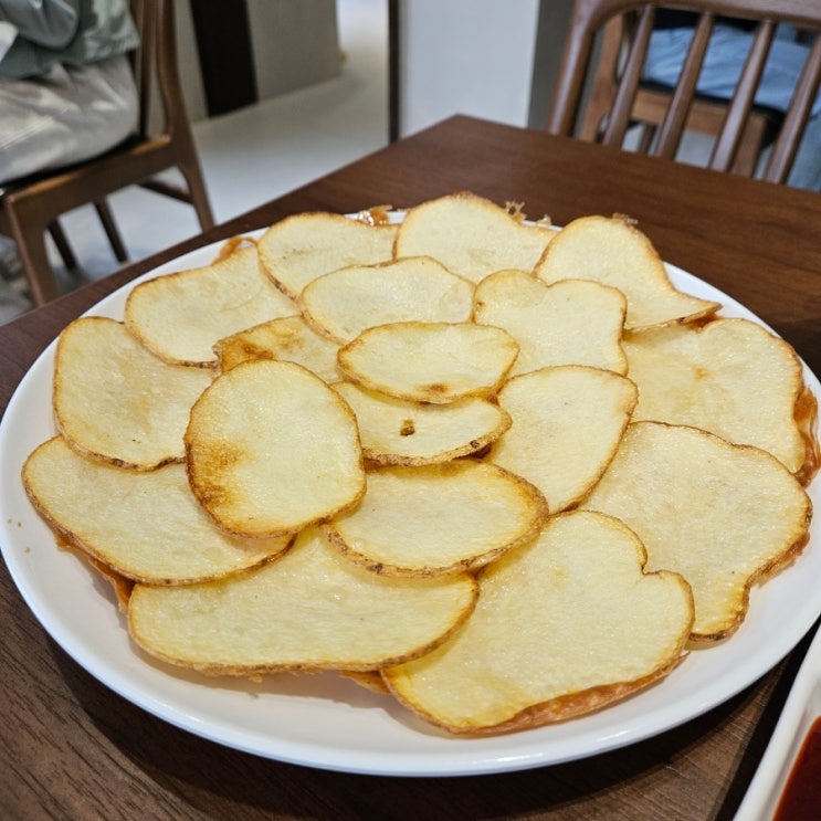  [북촌 맛집] 경주 신라제면 안국점 솔직후기(신라칼낙지, 낙지비빔칼국수,감자전)